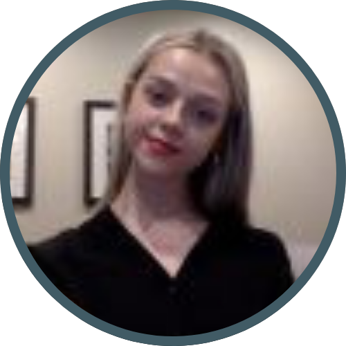 Image of Abby Combs sharing SEO results experience